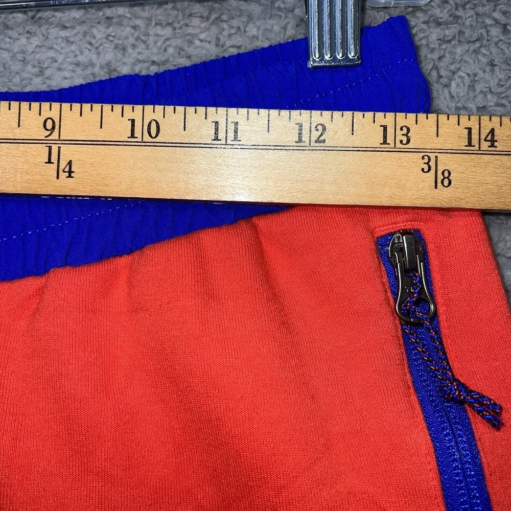 The North Face Shorts Men's‎ Size S Orange Zipped Pockets Drawstring Board
